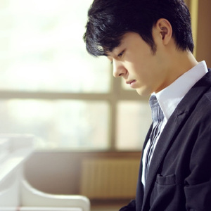 国自产拍在线天天更新2019
